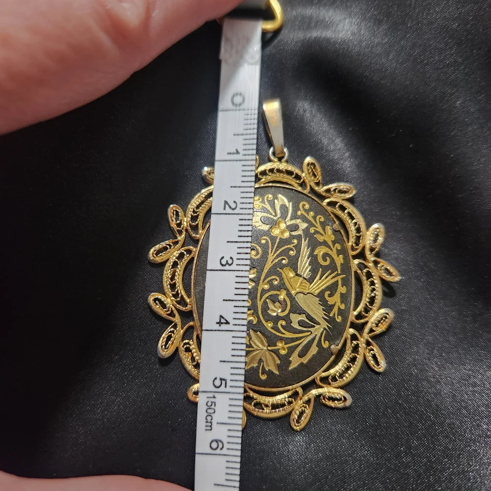 Vintage Damascene Victorian-Style Black and Gold Floral Bracelet & Pendant Set - Picture 4 of 8